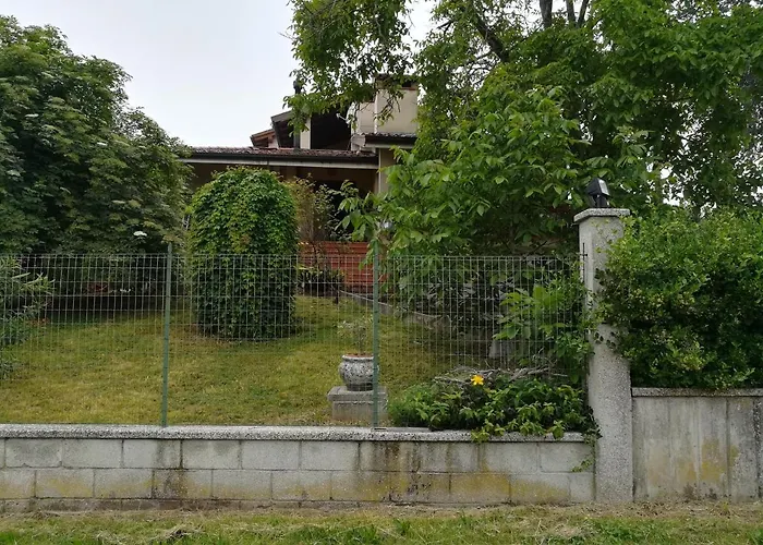 Guest house Falco Bianco