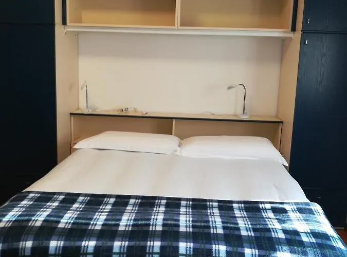 Guest house Falco Bianco